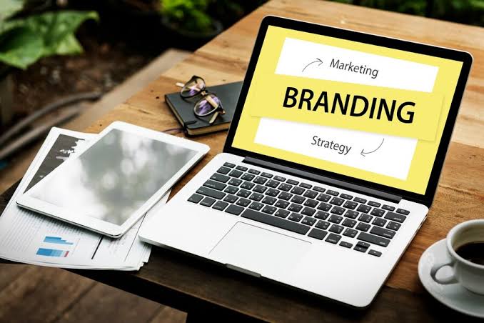 Cultivating a Powerful Personal Brand in the Digital Marketing Landscape